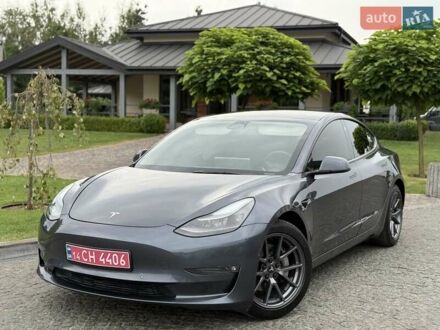 Тесла Модель 3 2022 в Львове на Automoto.ua Серый Тесла Модель 3, объемом двигателя 0 л и пробегом 57 тыс. км за 19999 $, фото 1 на Automoto.ua