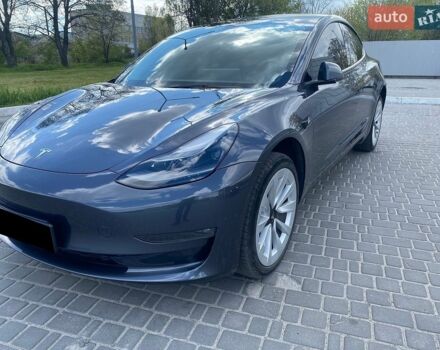 Серый Тесла Модель 3, объемом двигателя 0 л и пробегом 58 тыс. км за 22000 $, фото 1 на Automoto.ua