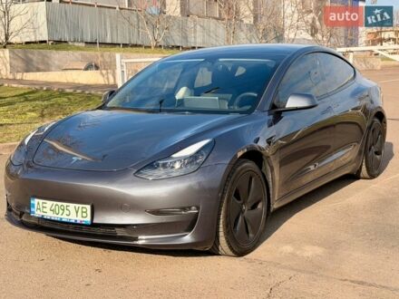 Сірий Тесла Модель 3, об'ємом двигуна 0 л та пробігом 76 тис. км за 18900 $, фото 1 на Automoto.ua
