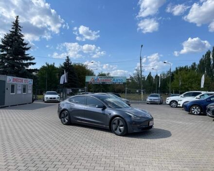 Серый Тесла Модель 3, объемом двигателя 8.3 л и пробегом 82 тыс. км за 22999 $, фото 1 на Automoto.ua