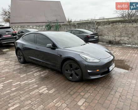 Серый Тесла Модель 3, объемом двигателя 0 л и пробегом 186 тыс. км за 18400 $, фото 1 на Automoto.ua