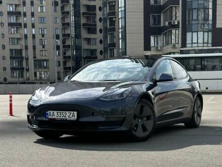 Тесла Модель 3 2022 в Киеве на Automoto.ua Серый Тесла Модель 3, объемом двигателя 0 л и пробегом 44 тыс. км за 31000 $, фото 1 на Automoto.ua