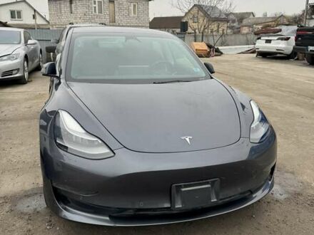 Серый Тесла Модель 3, объемом двигателя 0 л и пробегом 46 тыс. км за 14600 $, фото 1 на Automoto.ua