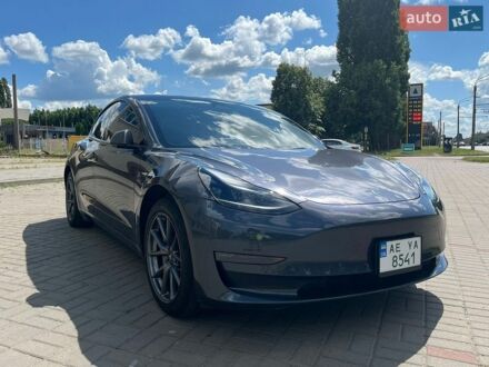 Сірий Тесла Модель 3, об'ємом двигуна 0 л та пробігом 230 тис. км за 17299 $, фото 1 на Automoto.ua