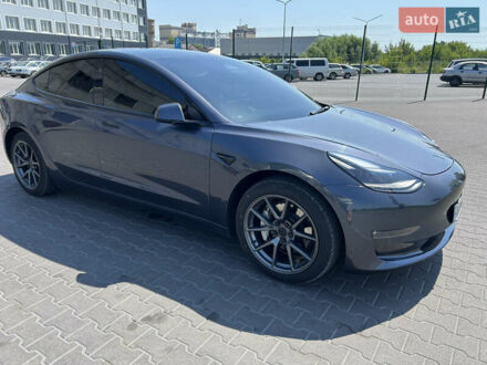 Тесла Модель 3 2022 у Києві на Automoto.ua Сірий Тесла Модель 3, об'ємом двигуна 0 л та пробігом 72 тис. км за 20500 $, фото 1 на Automoto.ua