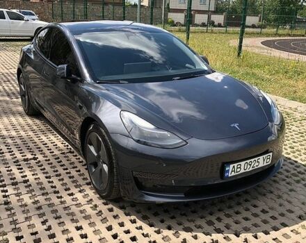 Сірий Тесла Модель 3, об'ємом двигуна 0 л та пробігом 101 тис. км за 25000 $, фото 1 на Automoto.ua