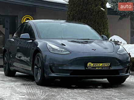 Серый Тесла Модель 3, объемом двигателя 0 л и пробегом 24 тыс. км за 22800 $, фото 1 на Automoto.ua