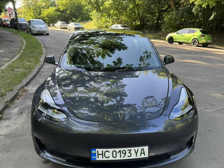 Тесла Модель 3 2022 в Львове на Automoto.ua Серый Тесла Модель 3, объемом двигателя 0 л и пробегом 36 тыс. км за 24000 $, фото 1 на Automoto.ua