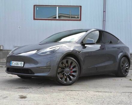 Серый Тесла Модель 3, объемом двигателя 0 л и пробегом 68 тыс. км за 19600 $, фото 1 на Automoto.ua