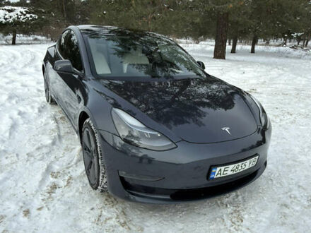 Сірий Тесла Модель 3, об'ємом двигуна 0 л та пробігом 37 тис. км за 22500 $, фото 1 на Automoto.ua