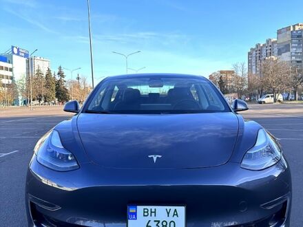 Тесла Модель 3 2023 у Одесі на Automoto.ua Сірий Тесла Модель 3, об'ємом двигуна 0 л та пробігом 5 тис. км за 23000 $, фото 1 на Automoto.ua