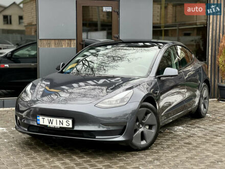 Серый Тесла Модель 3, объемом двигателя 0 л и пробегом 22 тыс. км за 24900 $, фото 1 на Automoto.ua