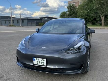 Тесла Модель 3 2023 у Кривому Розі на Automoto.ua Сірий Тесла Модель 3, об'ємом двигуна 0 л та пробігом 11 тис. км за 20000 $, фото 1 на Automoto.ua