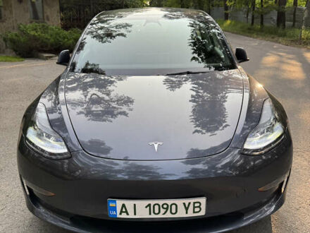 Тесла Модель 3 2023 у Києві на Automoto.ua Сірий Тесла Модель 3, об'ємом двигуна 0 л та пробігом 26 тис. км за 21699 $, фото 1 на Automoto.ua