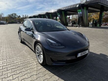 Серый Тесла Модель 3, объемом двигателя 0 л и пробегом 40 тыс. км за 19600 $, фото 1 на Automoto.ua