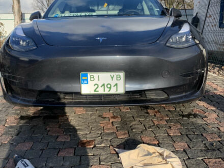Сірий Тесла Модель 3, об'ємом двигуна 0 л та пробігом 26 тис. км за 31500 $, фото 1 на Automoto.ua