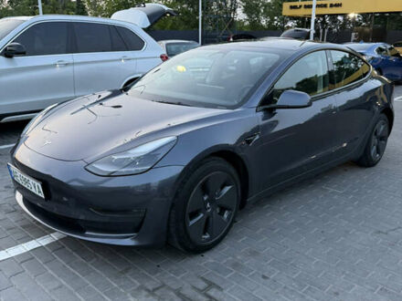 Тесла Модель 3 2023 у Дніпро (Дніпропетровську) на Automoto.ua Сірий Тесла Модель 3, об'ємом двигуна 0 л та пробігом 36 тис. км за 20200 $, фото 1 на Automoto.ua
