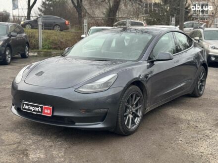 Серый Тесла Модель 3, объемом двигателя 0 л и пробегом 39 тыс. км за 23290 $, фото 1 на Automoto.ua