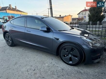 Серый Тесла Модель 3, объемом двигателя 0 л и пробегом 43 тыс. км за 19500 $, фото 1 на Automoto.ua