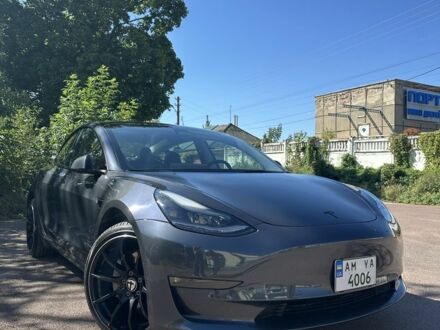 Серый Тесла Модель 3, объемом двигателя 0 л и пробегом 75 тыс. км за 20000 $, фото 1 на Automoto.ua