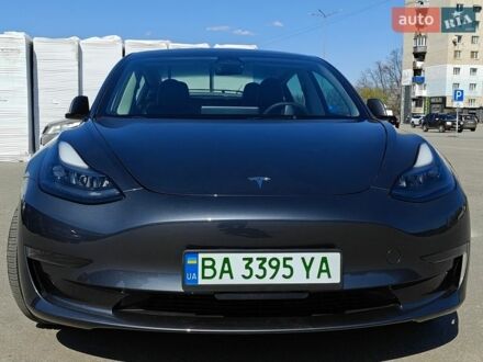 Серый Тесла Модель 3, объемом двигателя 0 л и пробегом 9 тыс. км за 23500 $, фото 1 на Automoto.ua