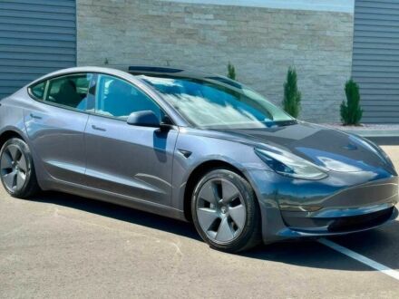 Тесла Модель 3 2023 у Києві на Automoto.ua Сірий Тесла Модель 3, об'ємом двигуна 0 л та пробігом 21 тис. км за 11000 $, фото 1 на Automoto.ua