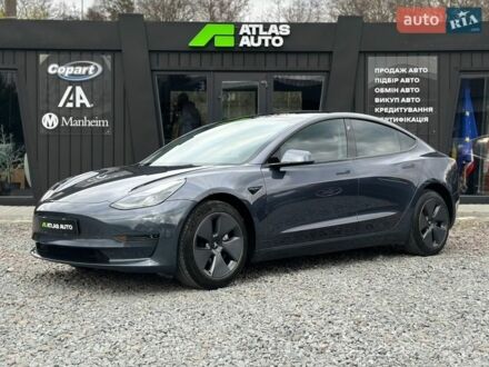 Серый Тесла Модель 3, объемом двигателя 0 л и пробегом 58 тыс. км за 21000 $, фото 1 на Automoto.ua