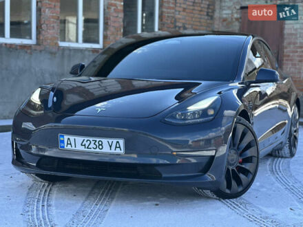 Тесла Модель 3 2023 в Киеве на Automoto.ua Серый Тесла Модель 3, объемом двигателя 0 л и пробегом 7 тыс. км за 30000 $, фото 1 на Automoto.ua