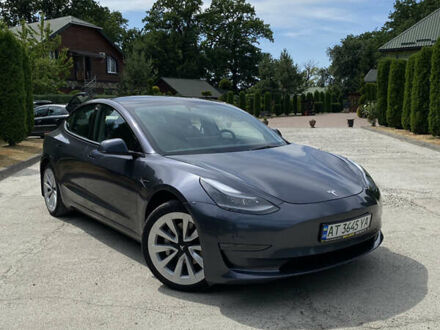 Тесла Модель 3 2023 у Калуше на Automoto.ua Сірий Тесла Модель 3, об'ємом двигуна 0 л та пробігом 21 тис. км за 19500 $, фото 1 на Automoto.ua