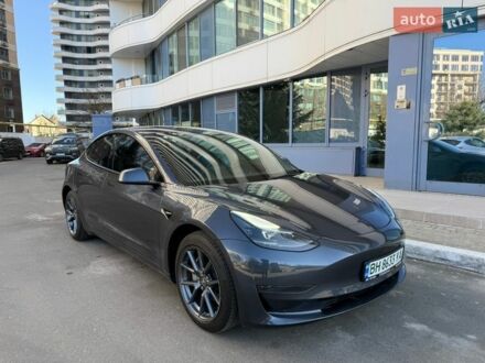 Сірий Тесла Модель 3, об'ємом двигуна 0 л та пробігом 54 тис. км за 19900 $, фото 1 на Automoto.ua