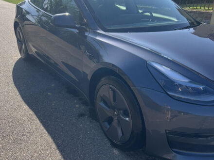 Сірий Тесла Модель 3, об'ємом двигуна 0 л та пробігом 50 тис. км за 23500 $, фото 1 на Automoto.ua
