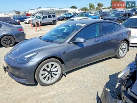 Сірий Тесла Модель 3, об'ємом двигуна 0 л та пробігом 64 тис. км за 5000 $, фото 1 на Automoto.ua