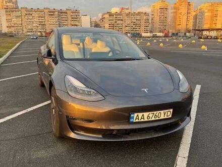 Серый Тесла Модель 3, объемом двигателя 0 л и пробегом 28 тыс. км за 29500 $, фото 1 на Automoto.ua