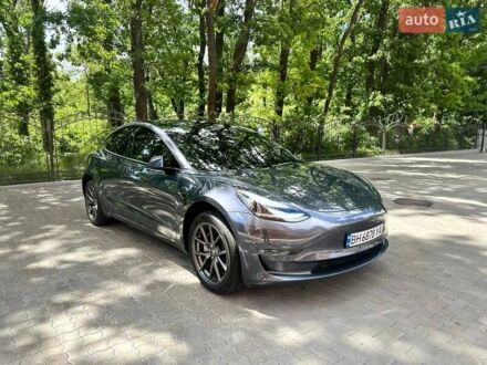 Тесла Модель 3 2023 у Одесі на Automoto.ua Сірий Тесла Модель 3, об'ємом двигуна 0 л та пробігом 12 тис. км за 23500 $, фото 1 на Automoto.ua