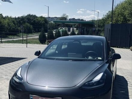 Сірий Тесла Модель 3, об'ємом двигуна 0 л та пробігом 6 тис. км за 21950 $, фото 1 на Automoto.ua