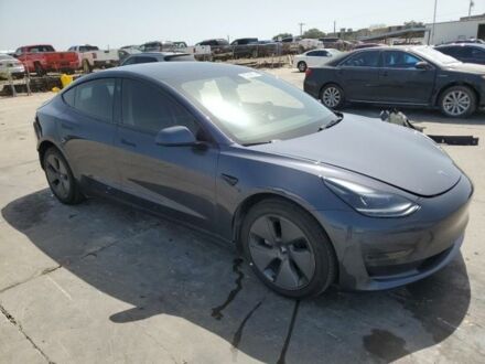 Тесла Модель 3 2023 в Львове на Automoto.ua Серый Тесла Модель 3, объемом двигателя 0 л и пробегом 29 тыс. км за 15200 $, фото 1 на Automoto.ua