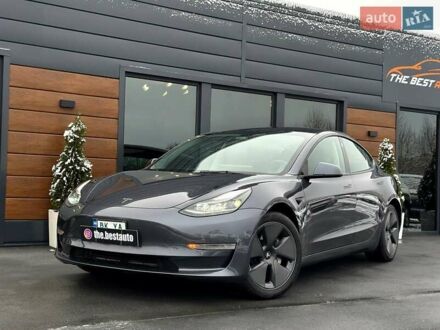 Тесла Модель 3 2023 у Рівному на Automoto.ua Сірий Тесла Модель 3, об'ємом двигуна 0 л та пробігом 4 тис. км за 20794 $, фото 1 на Automoto.ua