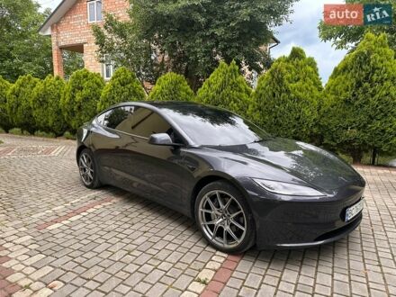 Серый Тесла Модель 3, объемом двигателя 0 л и пробегом 15 тыс. км за 29500 $, фото 1 на Automoto.ua