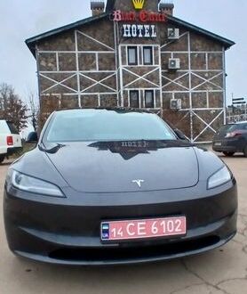 Сірий Тесла Модель 3, об'ємом двигуна 0 л та пробігом 12 тис. км за 25700 $, фото 1 на Automoto.ua