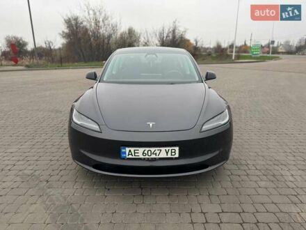 Серый Тесла Модель 3, объемом двигателя 0 л и пробегом 16 тыс. км за 31400 $, фото 1 на Automoto.ua