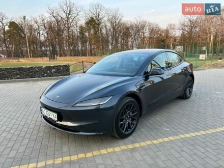 Серый Тесла Модель 3, объемом двигателя 0 л и пробегом 1 тыс. км за 25800 $, фото 1 на Automoto.ua