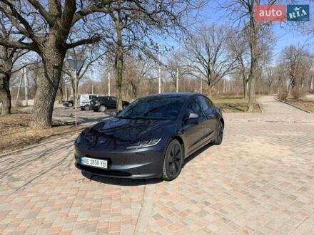 Серый Тесла Модель 3, объемом двигателя 0 л и пробегом 34 тыс. км за 29999 $, фото 1 на Automoto.ua