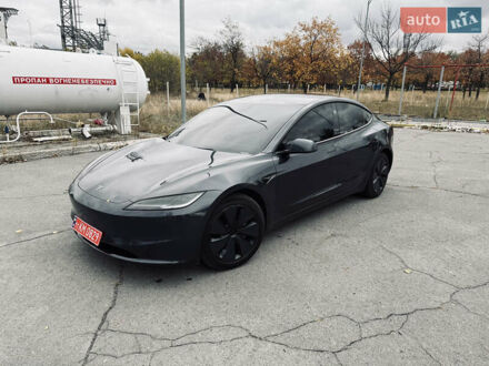 Тесла Модель 3 2024 у Дніпро (Дніпропетровську) на Automoto.ua Сірий Тесла Модель 3, об'ємом двигуна 0 л та пробігом 6 тис. км за 25600 $, фото 1 на Automoto.ua