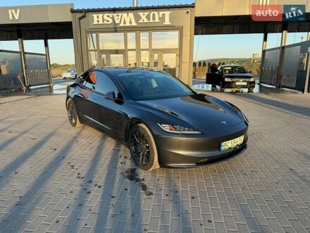 Серый Тесла Модель 3, объемом двигателя 0 л и пробегом 14 тыс. км за 25999 $, фото 1 на Automoto.ua