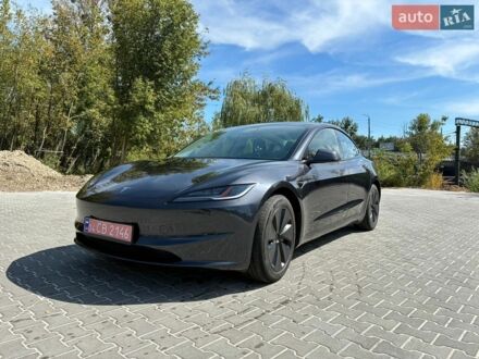 Серый Тесла Модель 3, объемом двигателя 0 л и пробегом 9 тыс. км за 25500 $, фото 1 на Automoto.ua