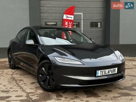 Тесла Модель 3 2024 в Киеве на Automoto.ua Серый Тесла Модель 3, объемом двигателя 0 л и пробегом 1 тыс. км за 30999 $, фото 1 на Automoto.ua