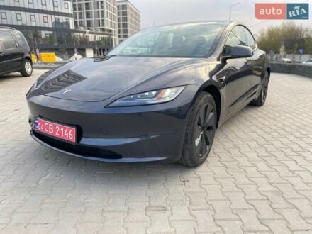 Серый Тесла Модель 3, объемом двигателя 0 л и пробегом 9 тыс. км за 25850 $, фото 1 на Automoto.ua