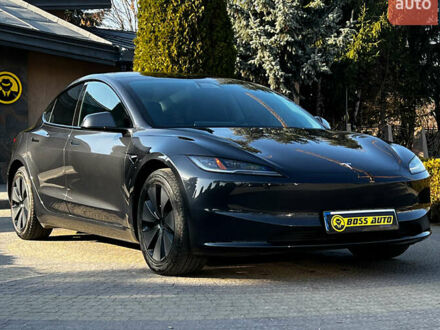 Серый Тесла Модель 3, объемом двигателя 0 л и пробегом 28 тыс. км за 28300 $, фото 1 на Automoto.ua
