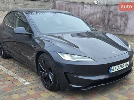 Серый Тесла Модель 3, объемом двигателя 0 л и пробегом 15 тыс. км за 38000 $, фото 1 на Automoto.ua