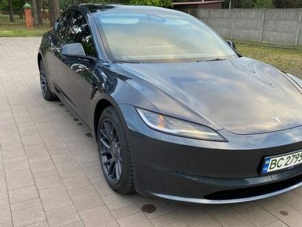 Серый Тесла Модель 3, объемом двигателя 0 л и пробегом 36 тыс. км за 25000 $, фото 1 на Automoto.ua